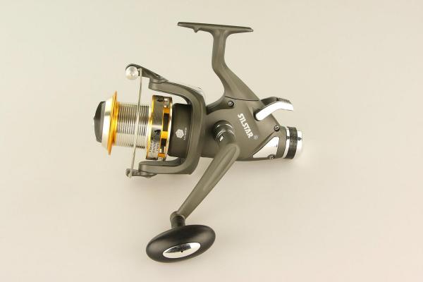 Silstar tierra infinite 370fs nyeletőfékes orsó