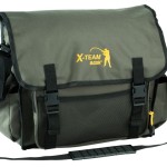 Jaxon fishing team bag 37/27/17cm pergető táska