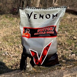 Feedermánia Venom Soluble Boilie 20 mm Switch