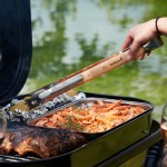 Barbecook BC-ACC-7069 rozsdamentes acél fogó, gumifa nyél, 100% FSC, 40cm - Image 3