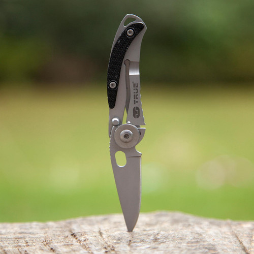 True Utility Skeletonknife, TU571K, 4 cm rozsdamentes acél penge, eloxált alumínium tok, karabiner rögzítési pont, jobb és balkezes - Image 6