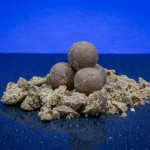Baitbait rodin (a gondolkodó) (banán-krill) - 24mm tartósított bojli
