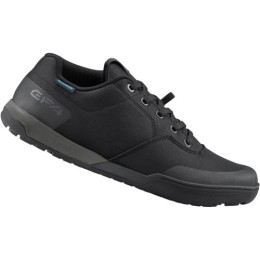 CIPŐ GRAVITY FLAT SHIMANO GF400 FEKETE 39